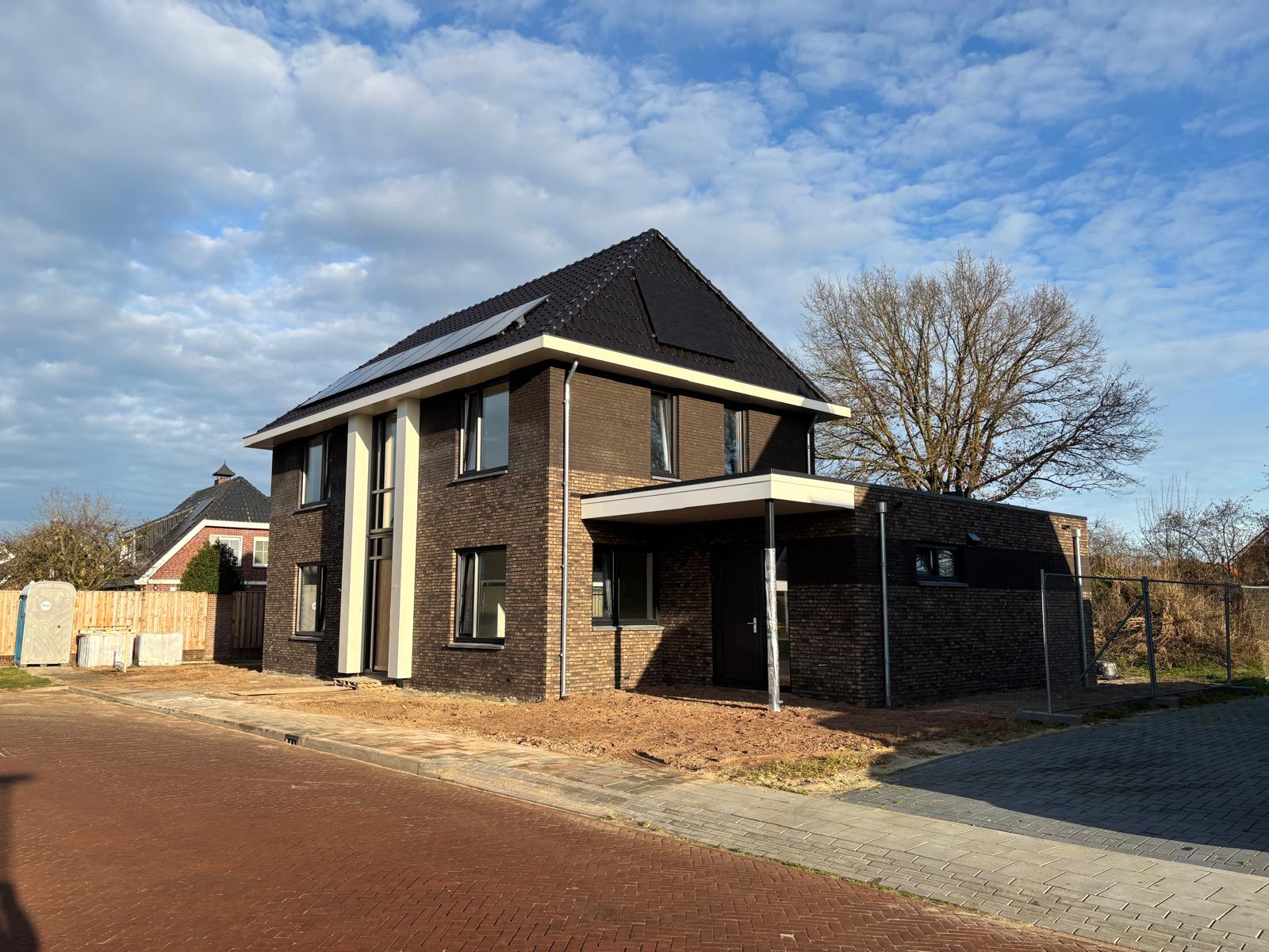 Nieuwbouwwoning opgeleverd door Raanhuis Bouw