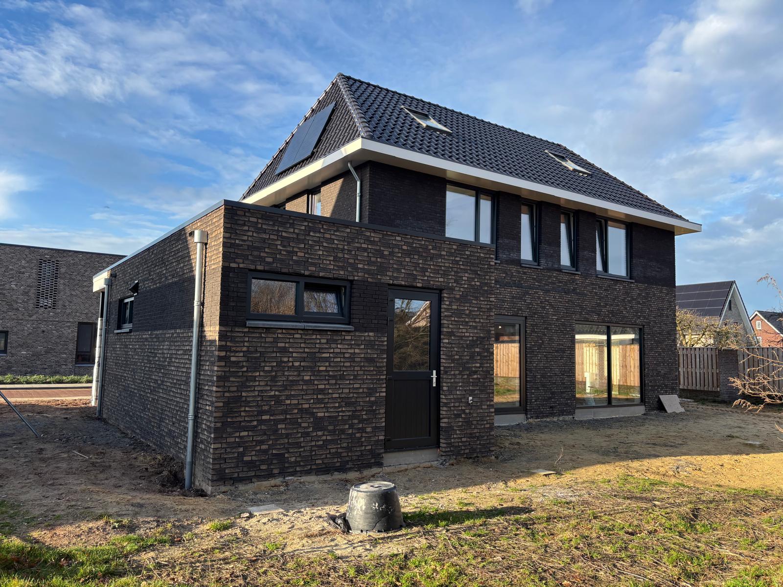 Nieuwbouwwoning opgeleverd door Raanhuis Bouw